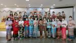 โครงการพัฒนาศักยภาพสตรี ด้านการทำกระเป๋าถือจากผ้าปาเต๊ะ