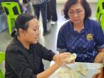 ประมวลภาพบรรยากาศ โครงการฝึกอบรมและประดิษฐ์ดอกไม้จันทน์พระรา