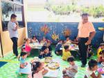 ท้องถิ่นอำเภอและคณะผู้บริหารตรวจเยี้ยมศูนย์พัฒนาเด็กเล็กเทศบ