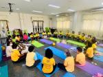 การอบรมโยคะเพื่อสุขภาพ ชมรมผู้สูงอายุเทศบาลตำบลนาโพธิ์